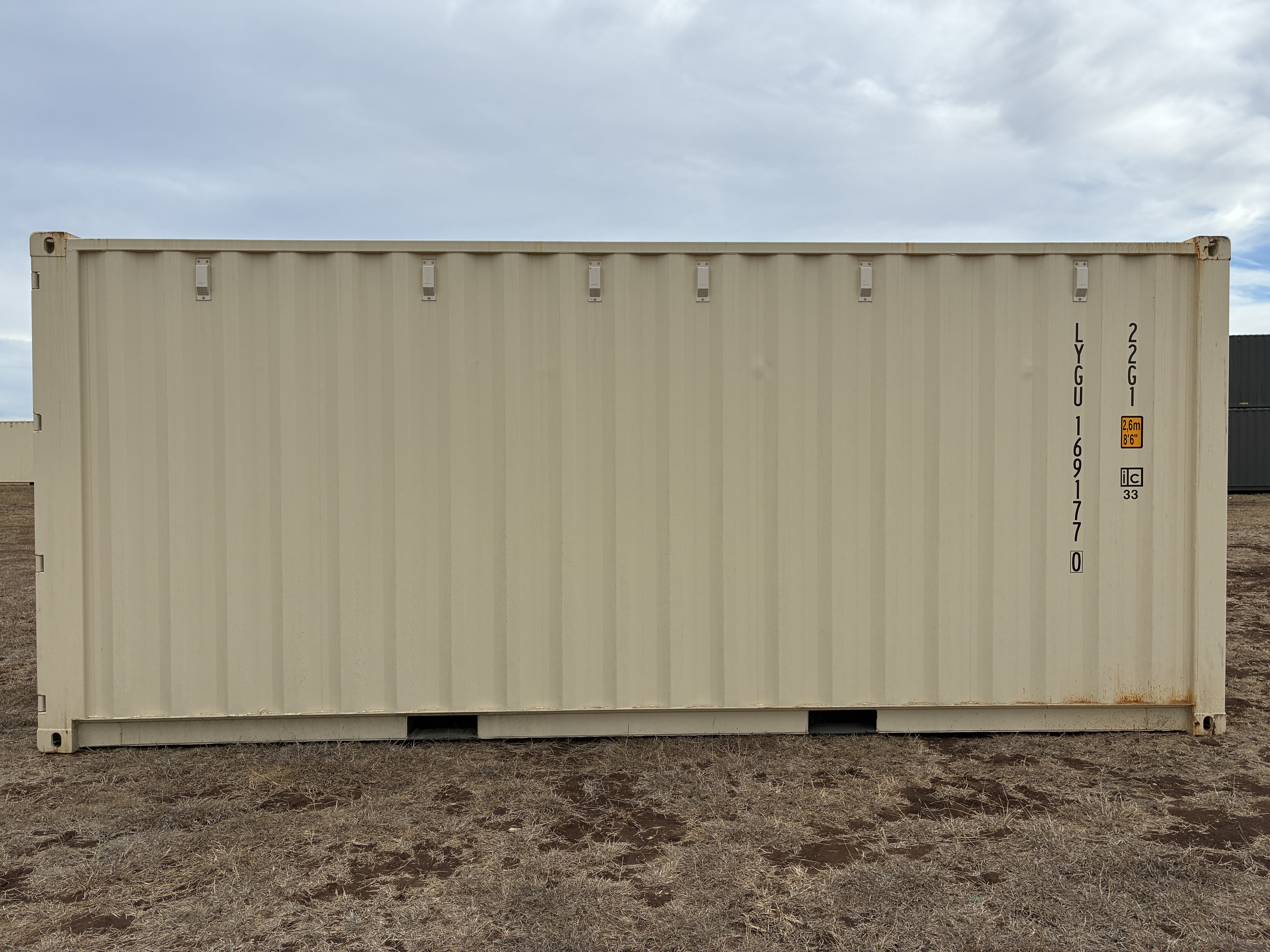 2025 - 20' Container NEW, STANDARD 8'6" TALL, LIGHT IVORY, 2 DOOR, Lock box & STD Handle - 169177