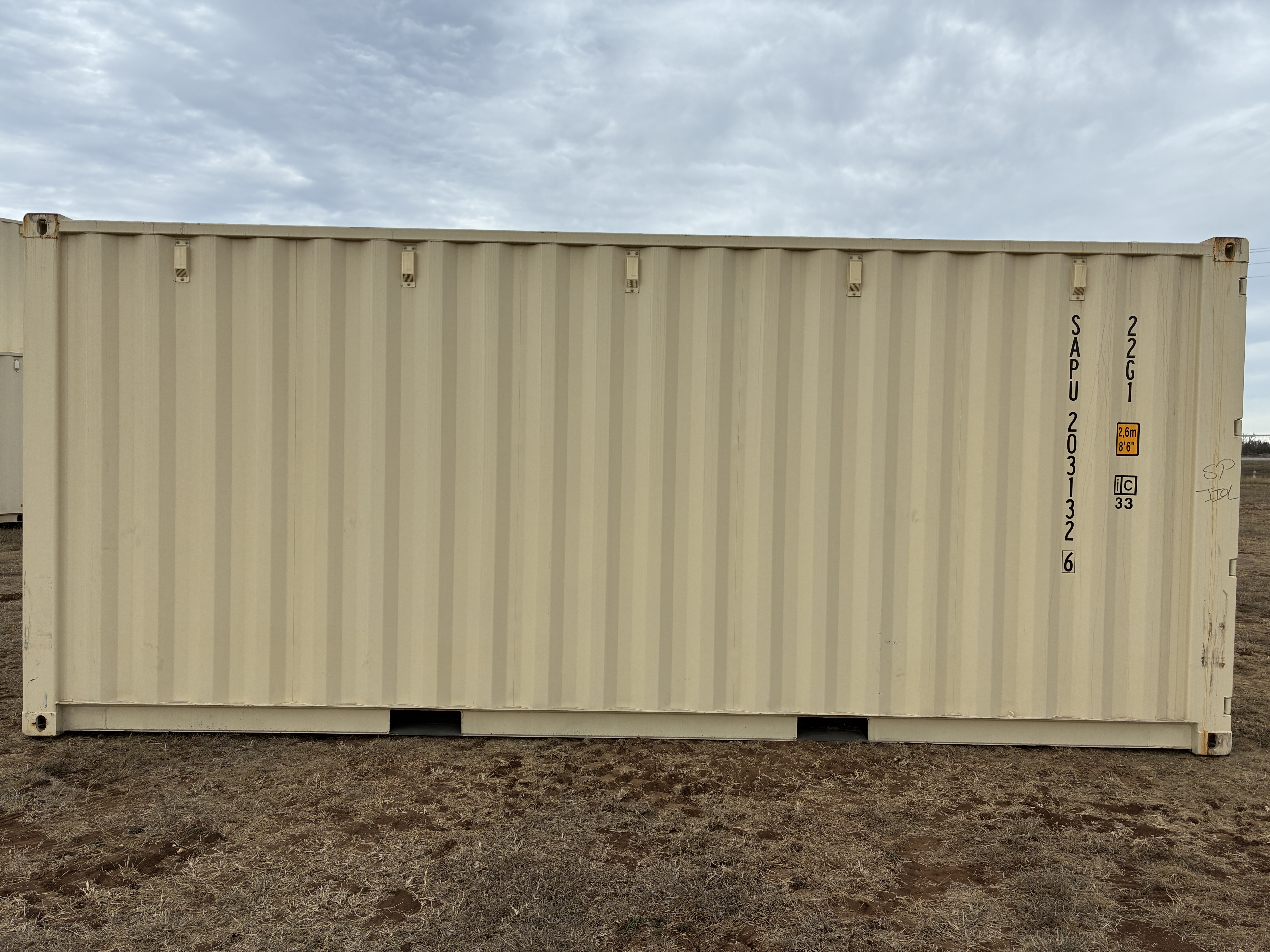 2025 - 20' Container NEW, STANDARD 8'6" TALL, LIGHT IVORY, 2 DOOR, Lock box & STD Handle - 203132