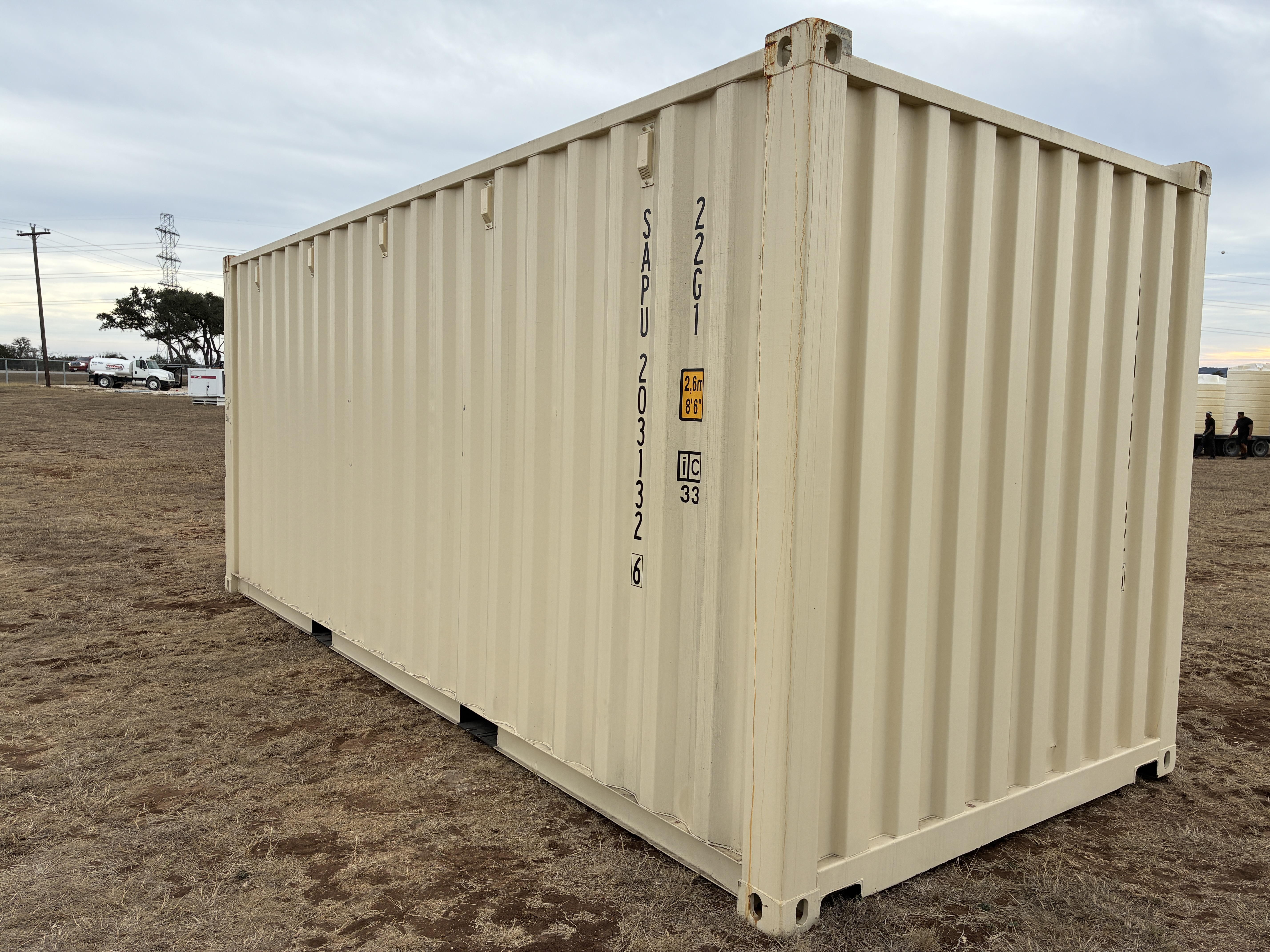 2025 - 20' Container NEW, STANDARD 8'6" TALL, LIGHT IVORY, 2 DOOR, Lock box & STD Handle - 203132