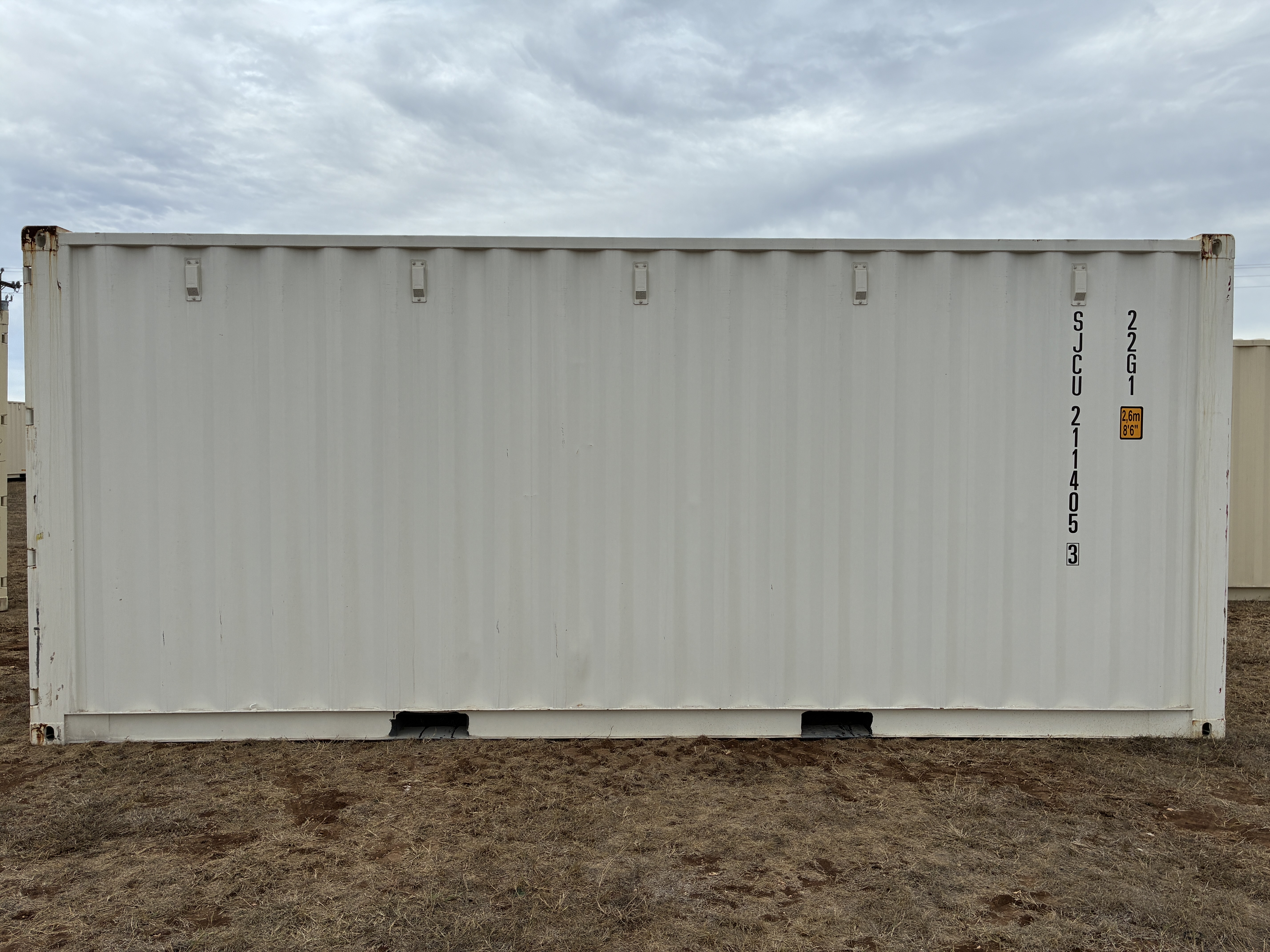 2025 - 20' Container NEW, STANDARD 8'6" TALL, WHITE, 2 DOOR, Lock box & STD Handle -  211405