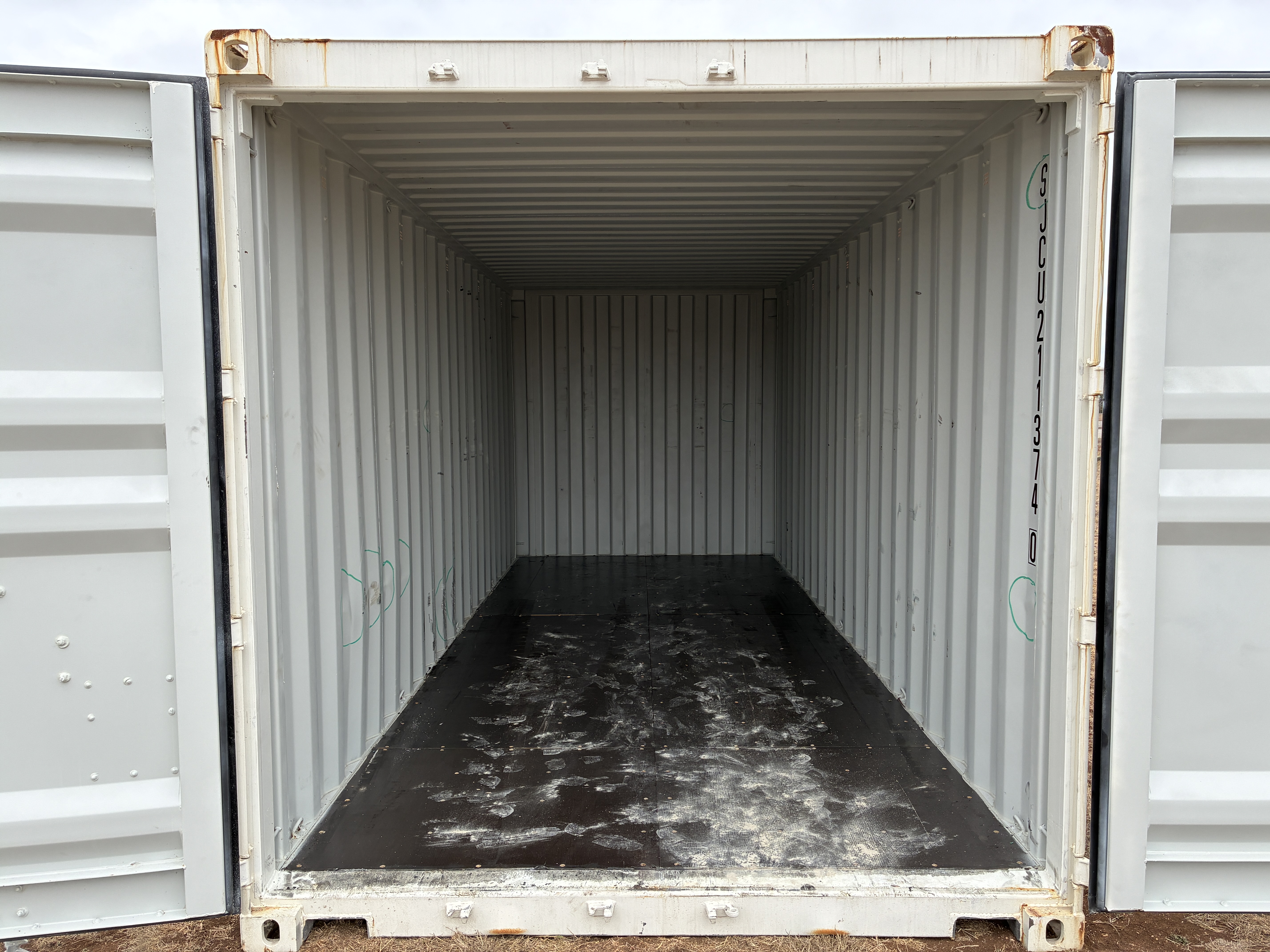 2025 - 20' Container NEW, STANDARD 8'6" TALL, WHITE, 2 DOOR, Lock box & STD Handle - 211374