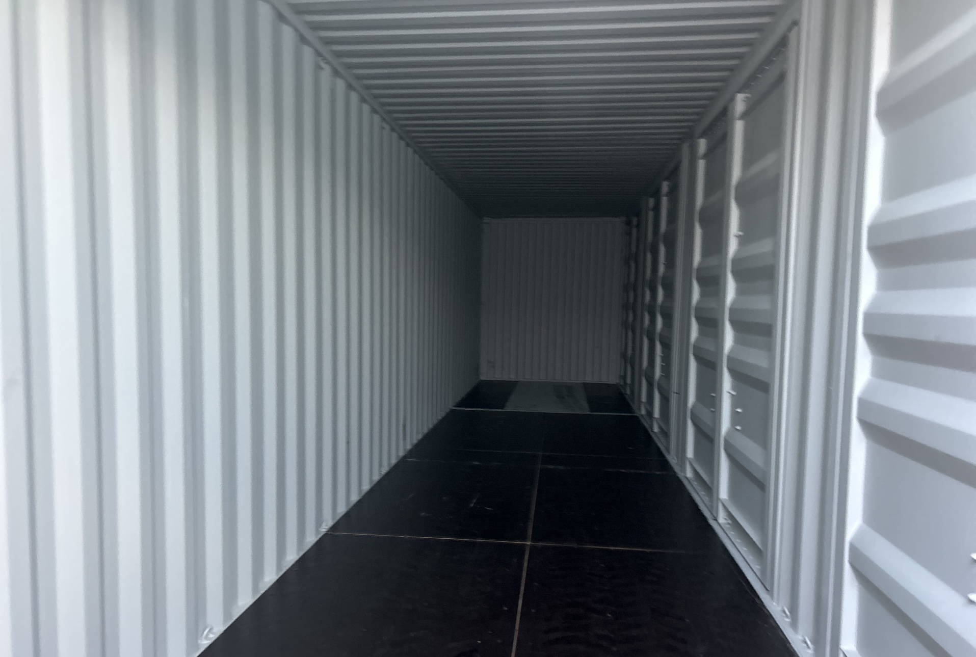 2025 - 1 trip 40 ft High Cube 9ft 6" tall Side Door Container - 088003
