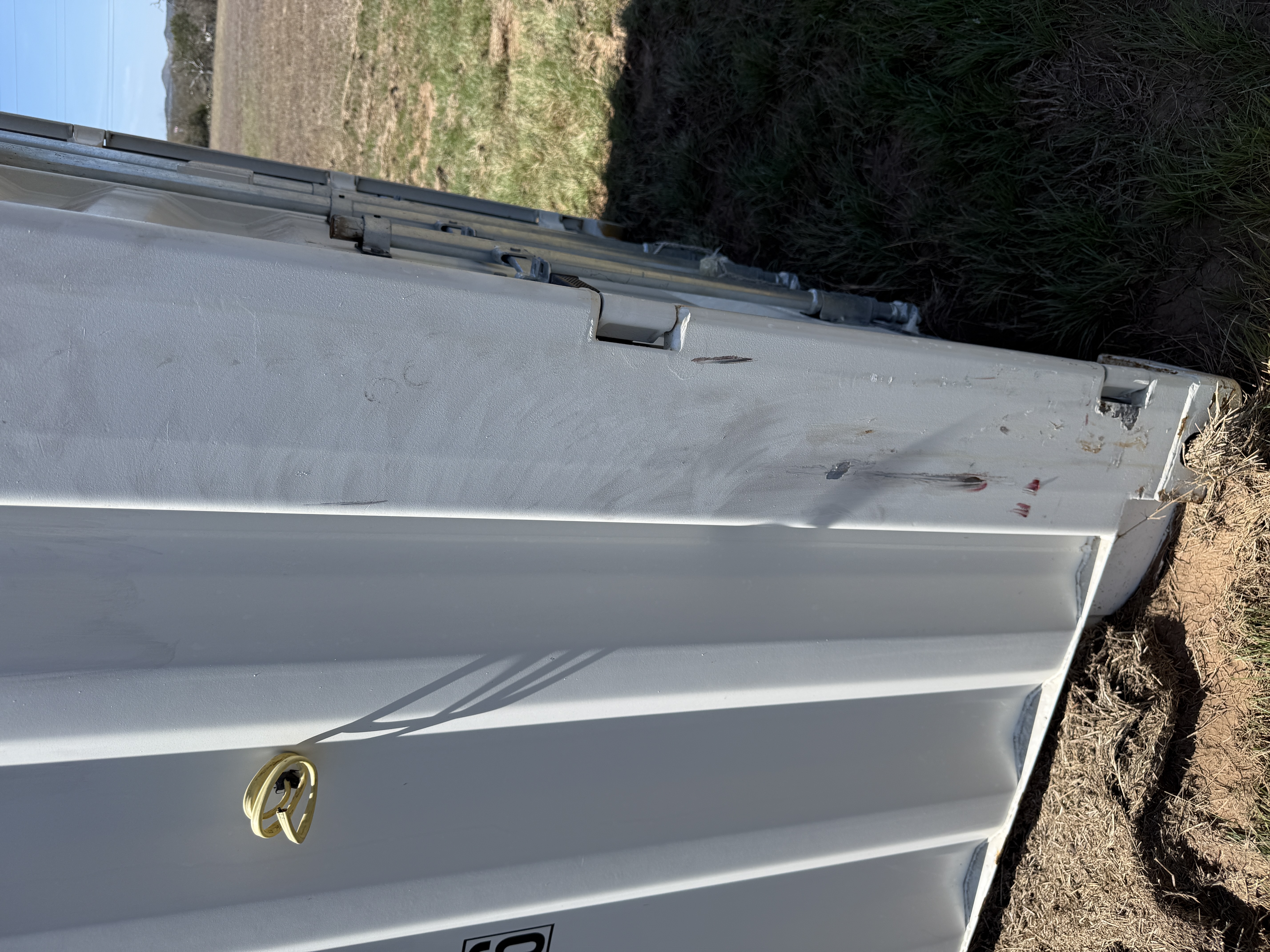 2025 - 20' Climate Controlled Container NEW, STANDARD 8'6" TALL, WHITE, 2 DOOR, Lock box & STD Handle - 211360