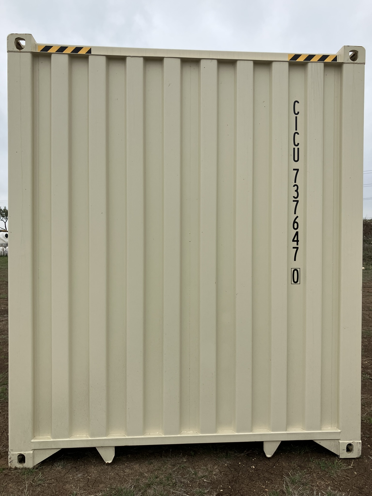 1 Trip 40ft High Cube 9'6" Light Ivory 2 Door End STD Handle