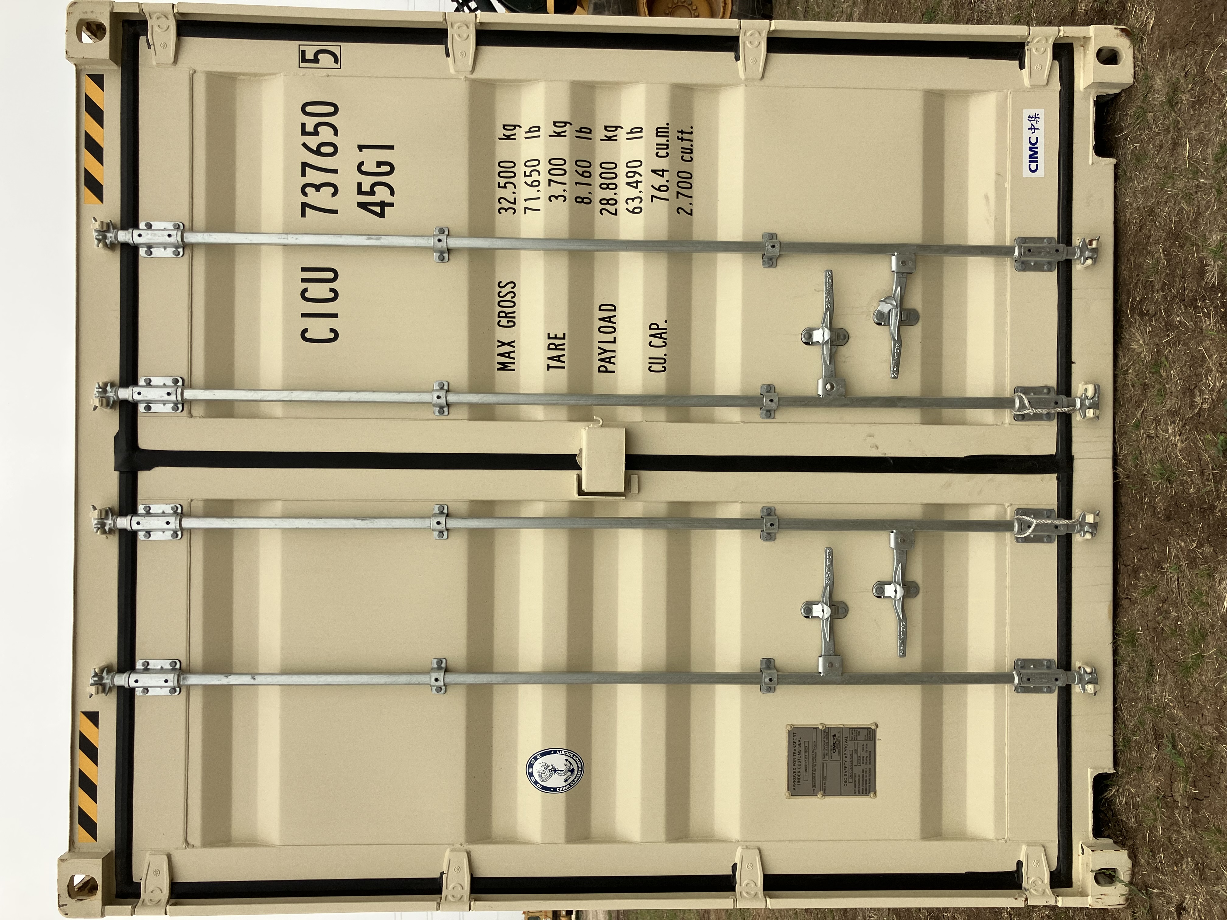 1 Trip 40ft High Cube 9'6" Light Ivory 2 Door End STD Handle