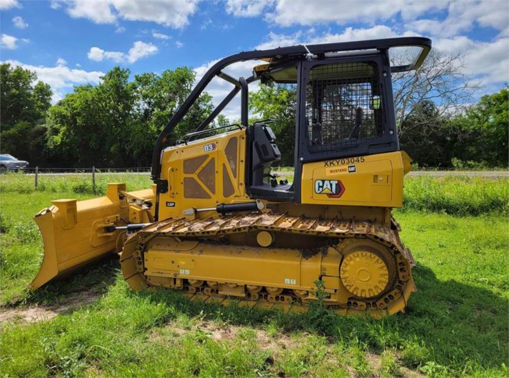 2023 CAT D3