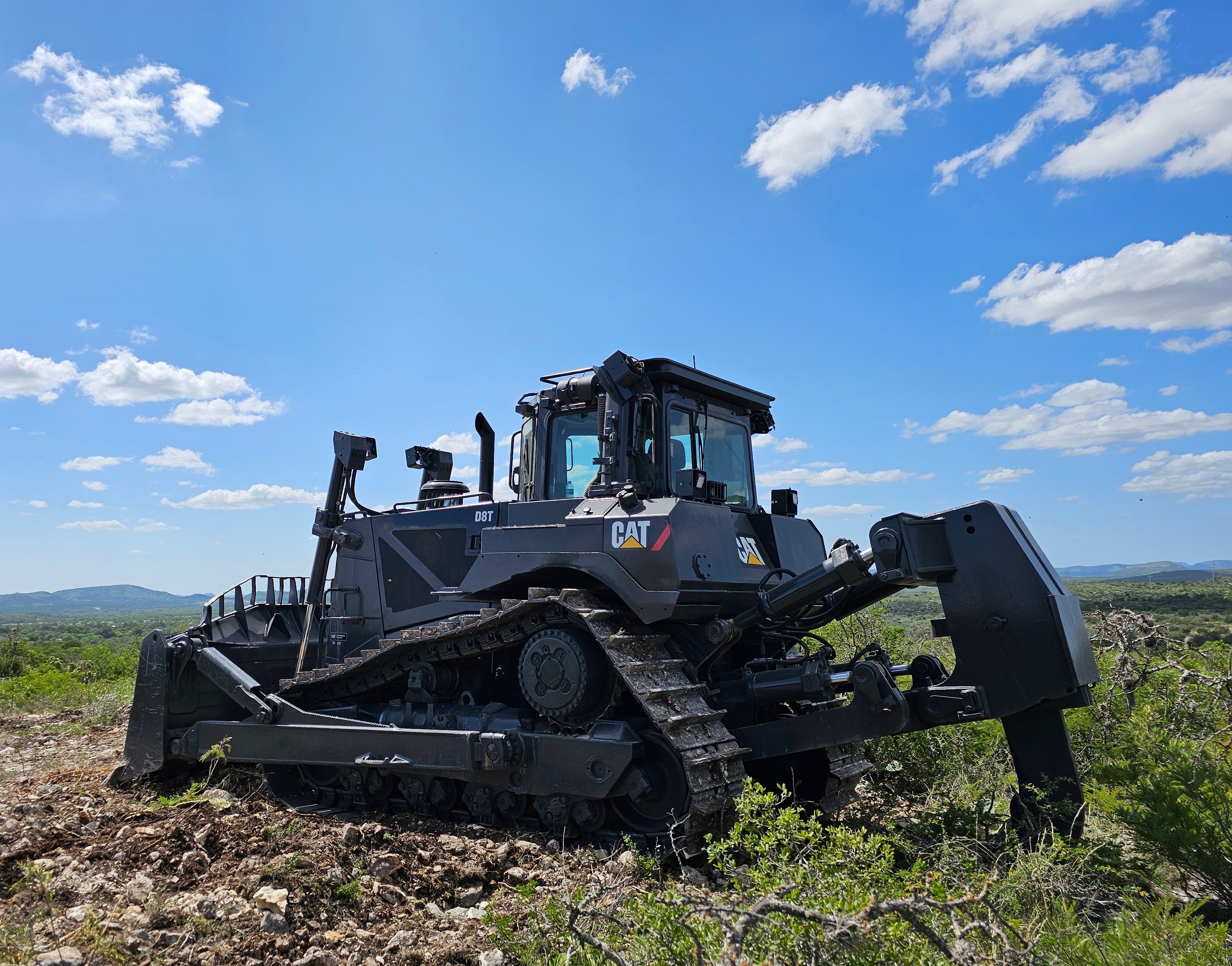 CAT D8T Dozer