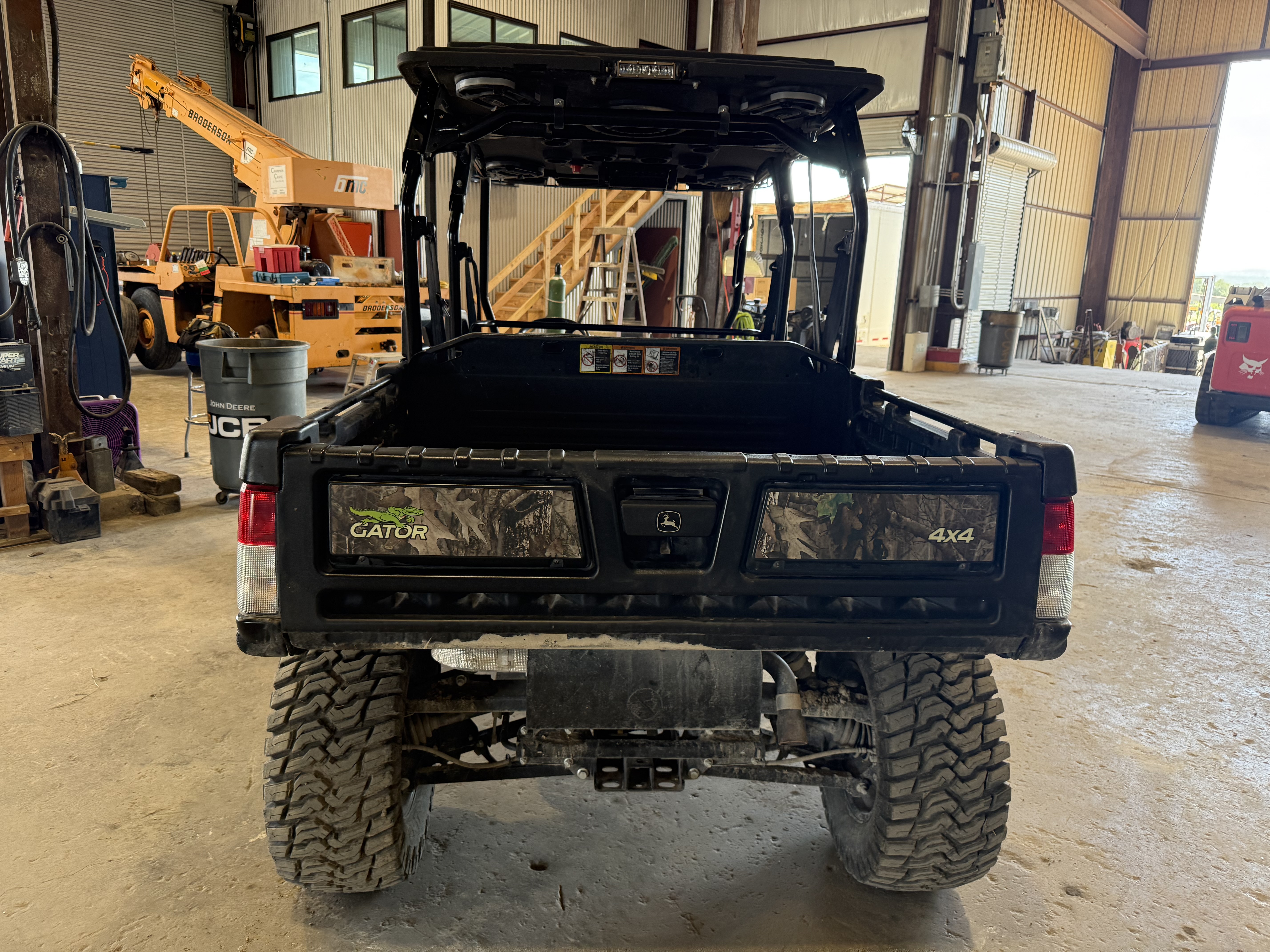 2023 JD Utility Vehicle XUV825M S5 4-Seat Side by Side