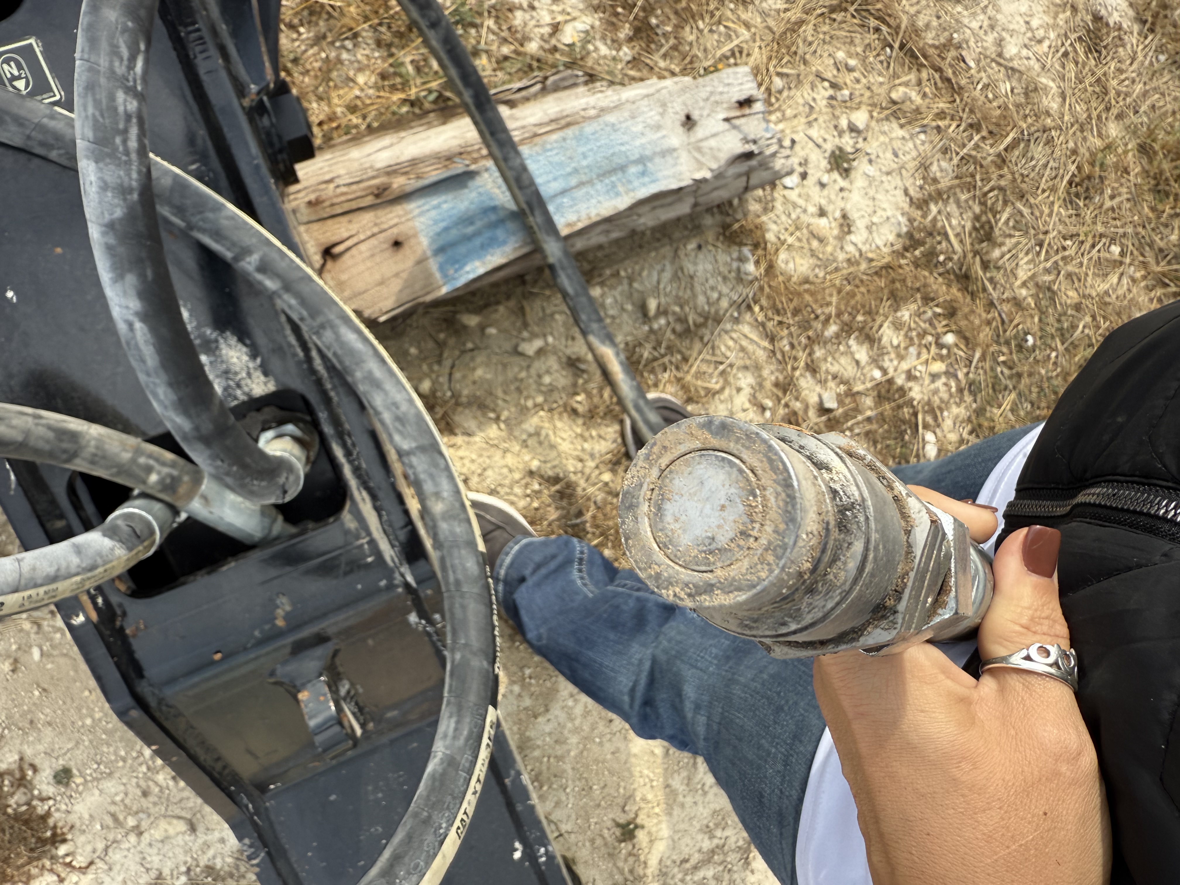 CP-HH-01 - 2023 CAT B9 Hydraulic Hammer