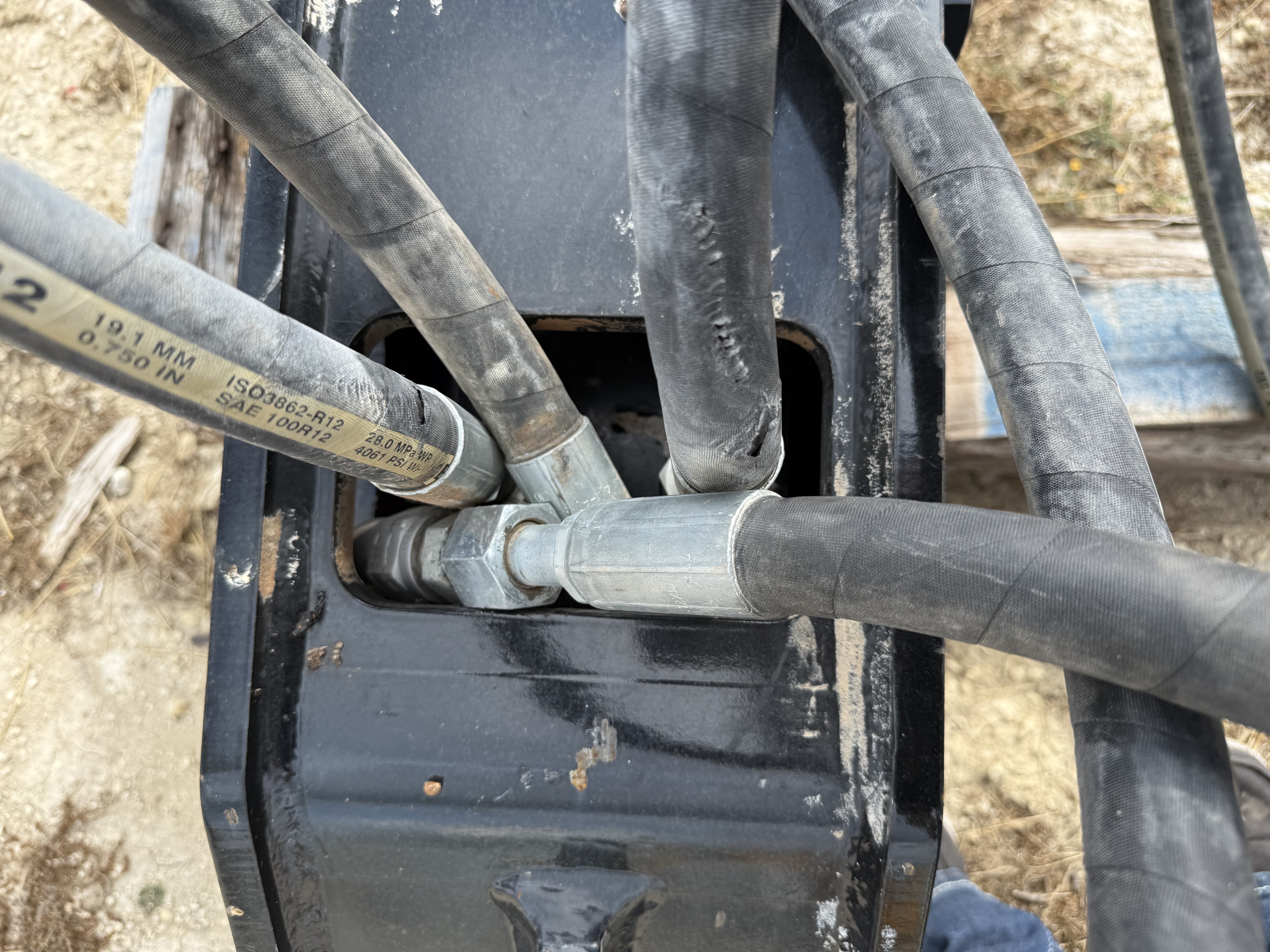 CP-HH-01 - 2023 CAT B9 Hydraulic Hammer