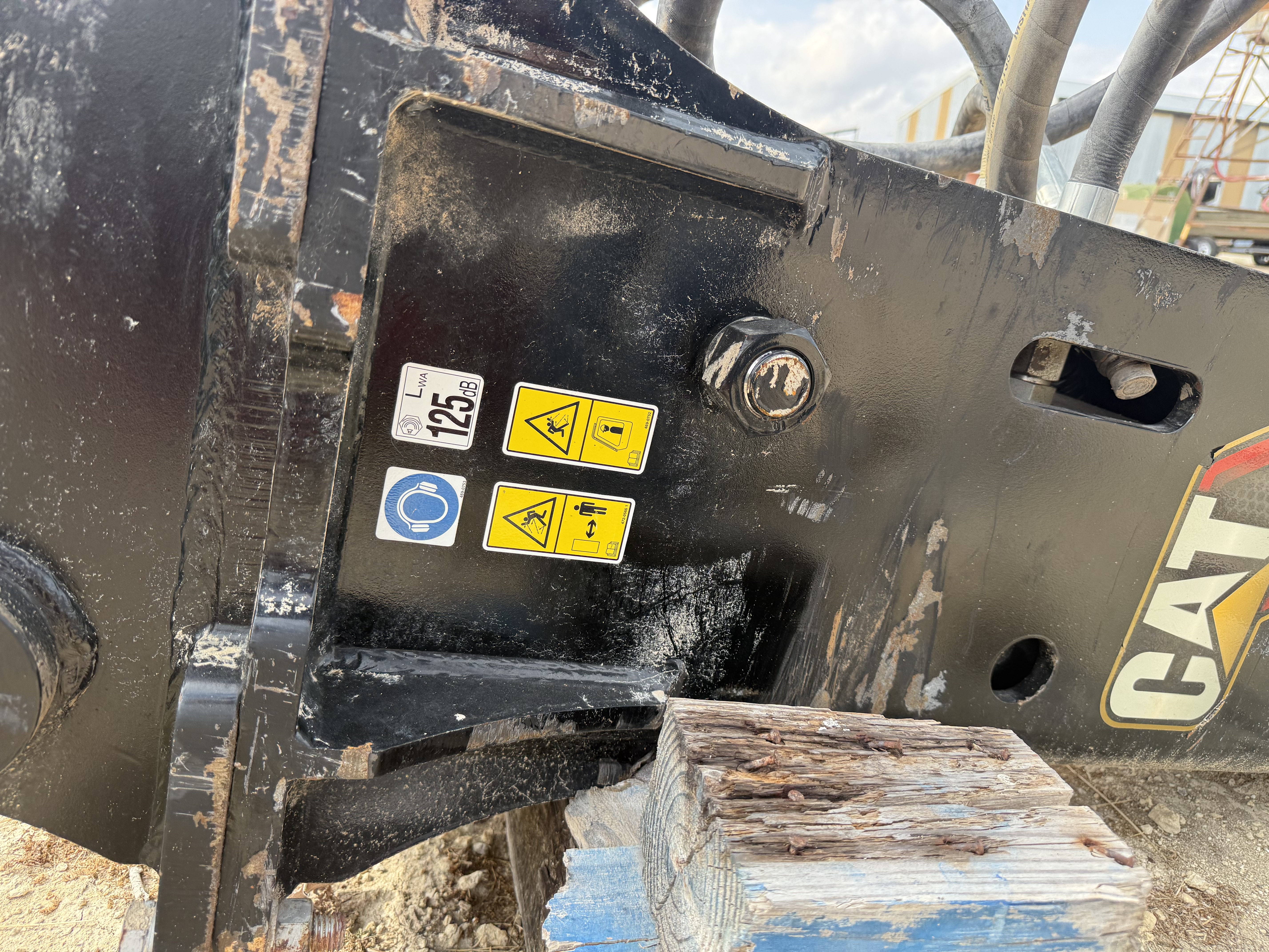 CP-HH-01 - 2023 CAT B9 Hydraulic Hammer