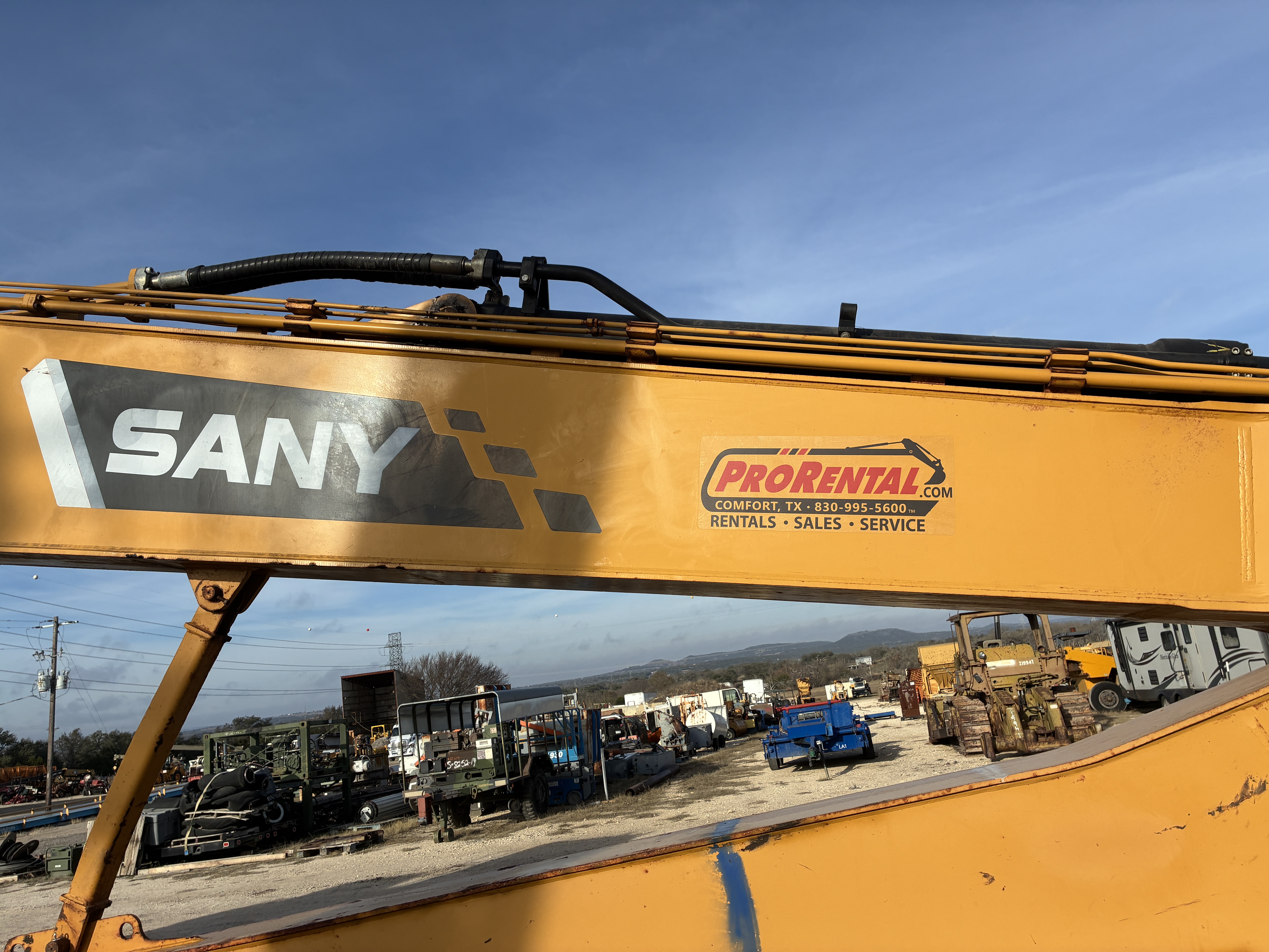 DP180 / 1 - 2020 Sany SY265LR Long Reach 60ft Excavator w/ thumb