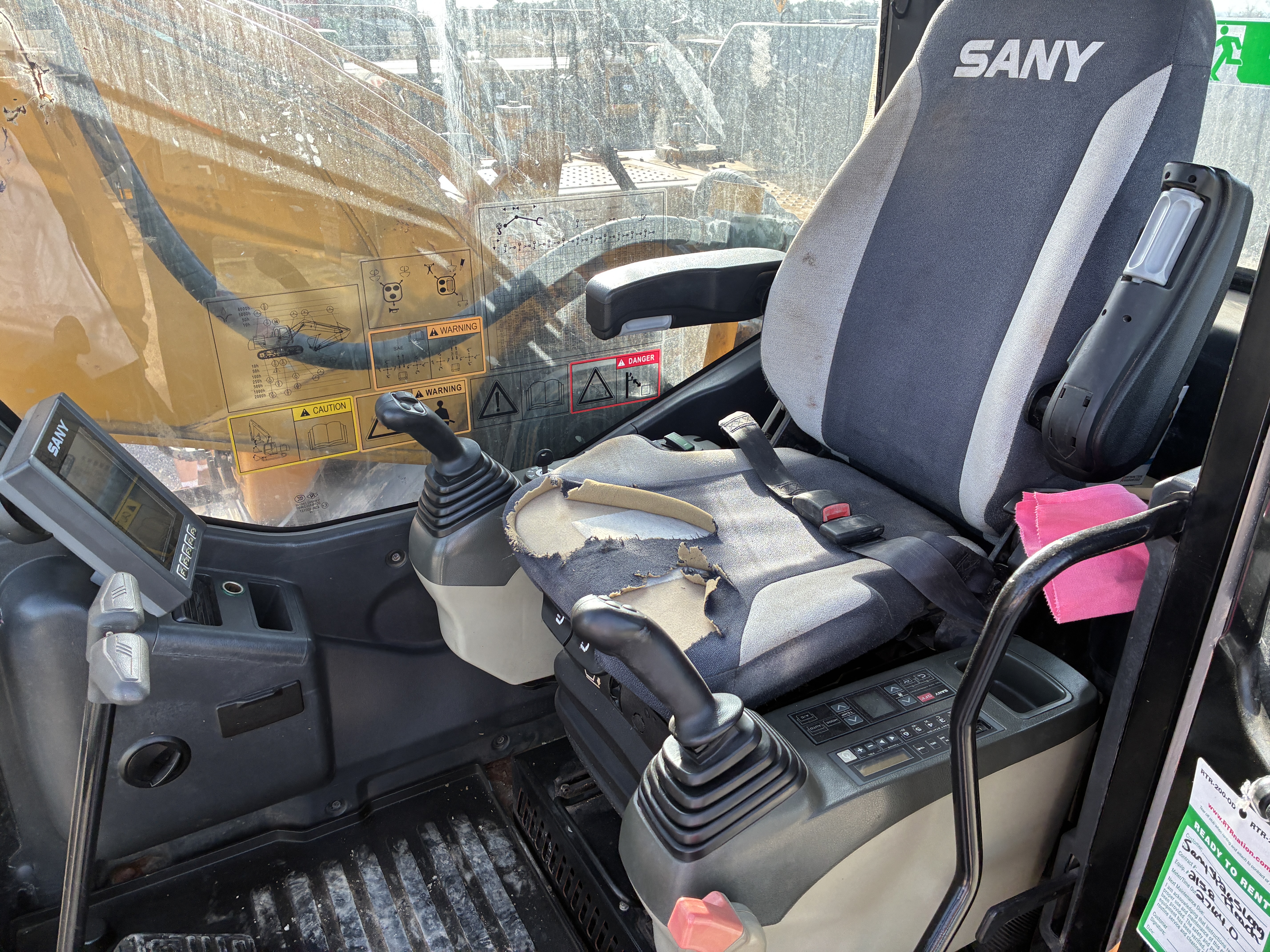 DP180 / 1 - 2020 Sany SY265LR Long Reach 60ft Excavator w/ thumb