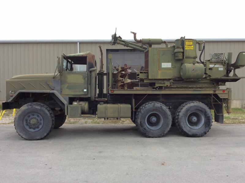 DIGGER & DRILLING TRUCKS